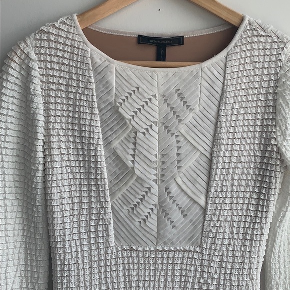 🌸 BCBG white dress - Picture 4 of 7